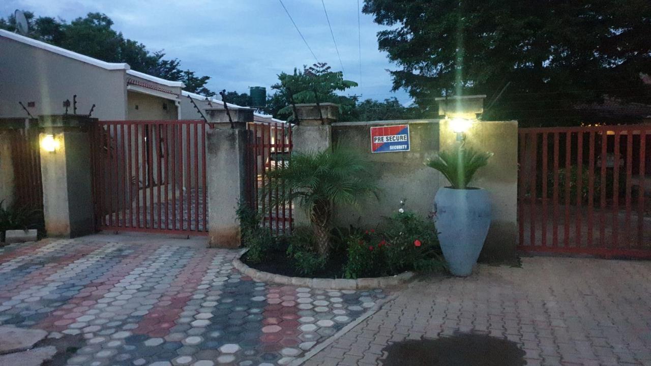 Lukundo Place Lusaka Exterior photo